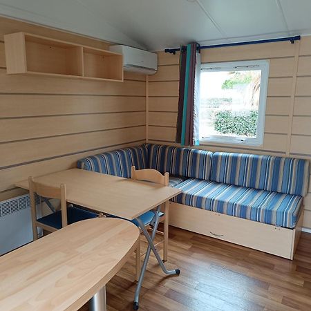 Mobil Home Lucky Climatise Camping Novela Port La Nouvelle Bagian luar foto