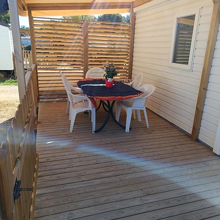 Mobil Home Lucky Climatise Camping Novela Port La Nouvelle Bagian luar foto