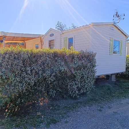 Mobil Home Lucky Climatise Camping Novela Port La Nouvelle Bagian luar foto