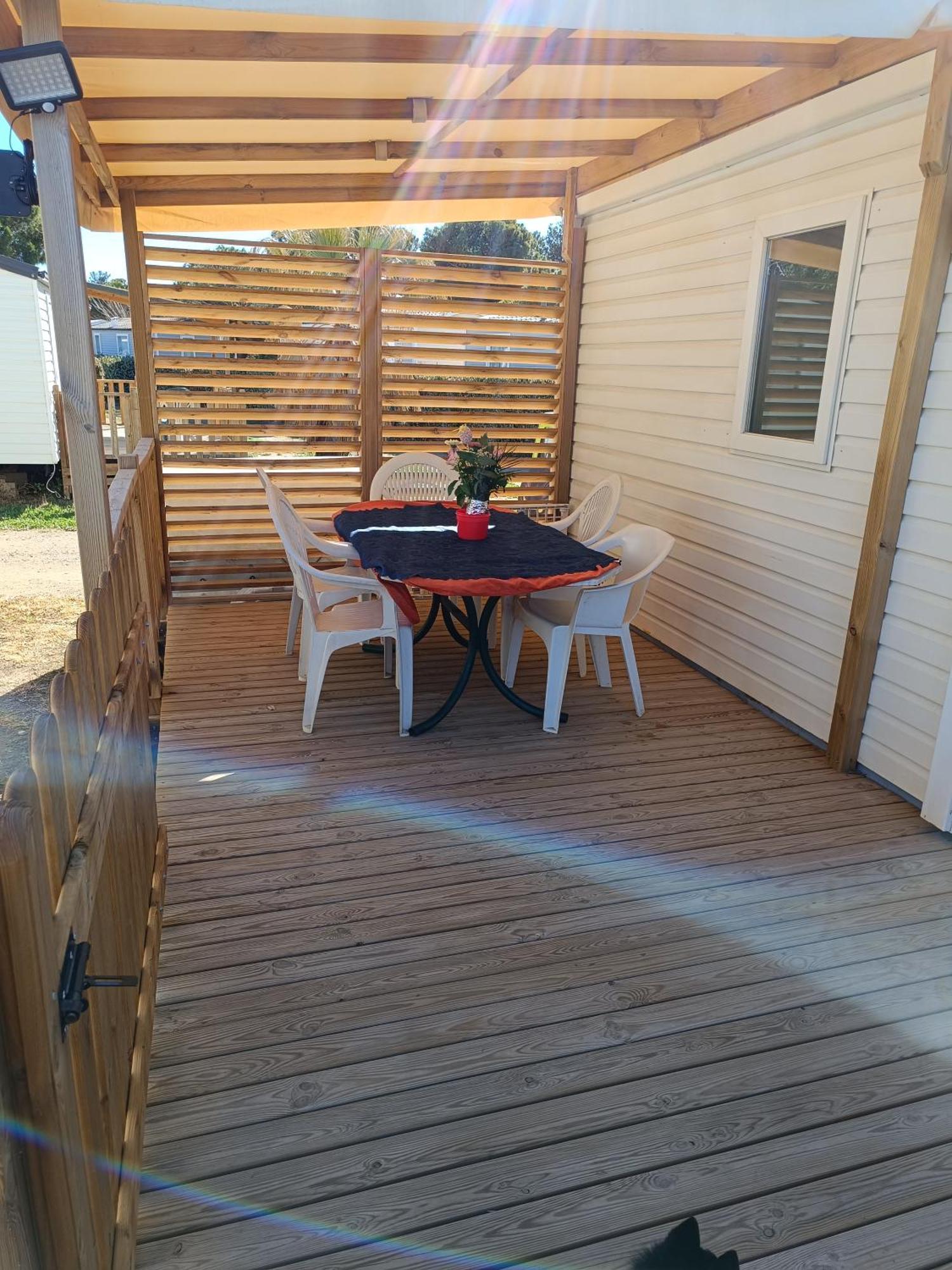 Mobil Home Lucky Climatise Camping Novela Port La Nouvelle Bagian luar foto